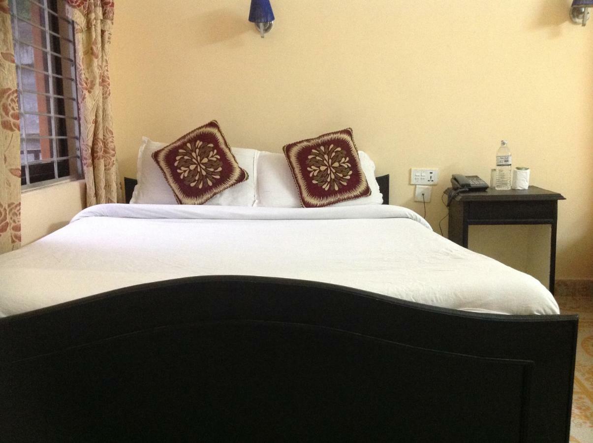Hotel Direction Pokhara Dış mekan fotoğraf