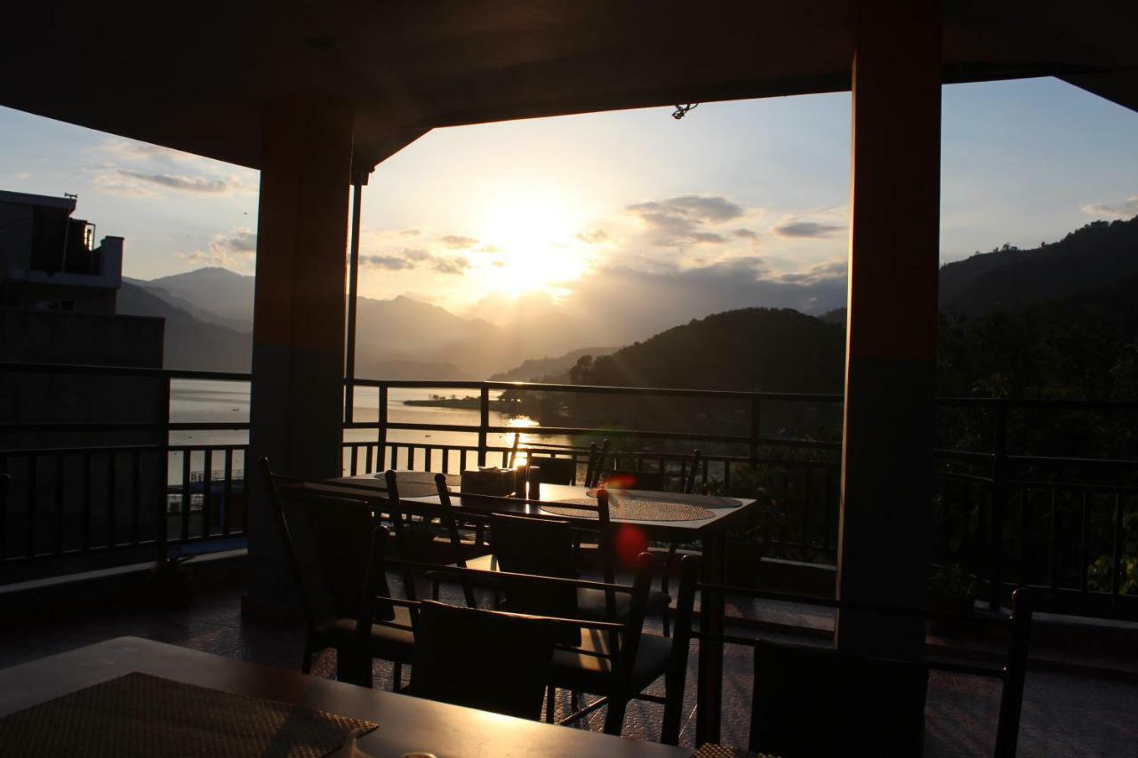 Hotel Direction Pokhara Dış mekan fotoğraf
