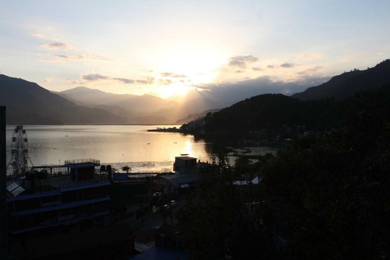 Hotel Direction Pokhara Dış mekan fotoğraf