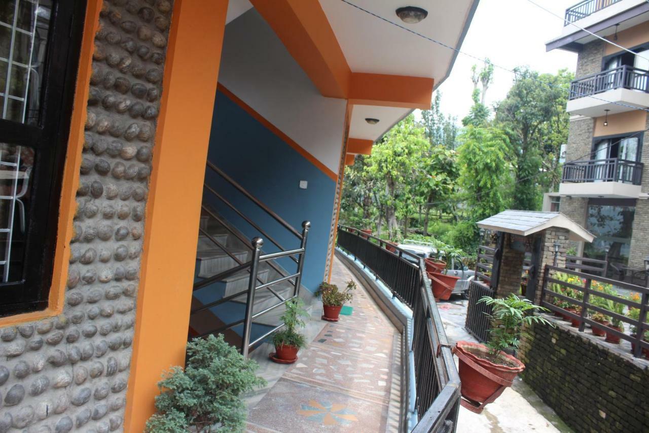 Hotel Direction Pokhara Dış mekan fotoğraf